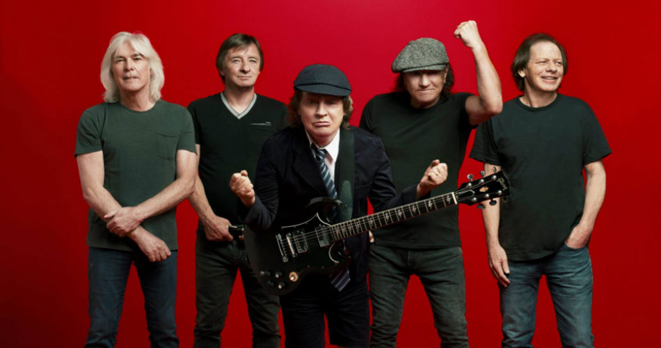 AC/DC: Livro “50 Years Of High Voltage Rock ‘N’ Roll”, será lançado em 2023